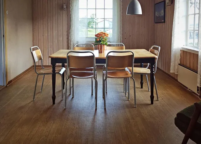 Leilighet 2 & A Barn Double *